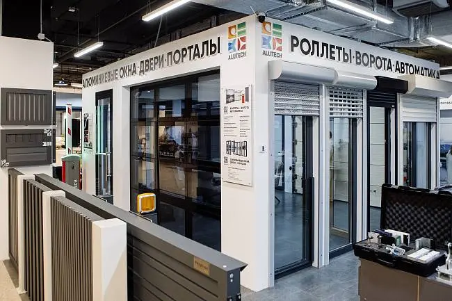 В Санкт-Петербурге открылся новый шоурум «АЛЮТЕХ»